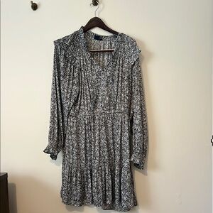 GAP Black and White Tiered Sundress with Bishop Sleeves